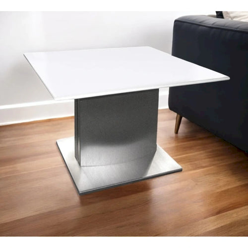 HomeRoots 22 White And Silver Marble And Metal Square Pedestal End Table - 21.5' X '22' X '21.5