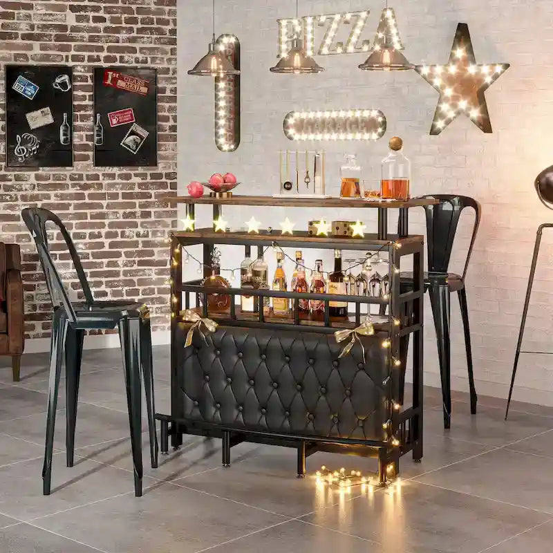 Meuble de bar pour la maison avec étagère de rangement rembourrée à l'avant et repose-pieds en métal pour sous-sol de maison